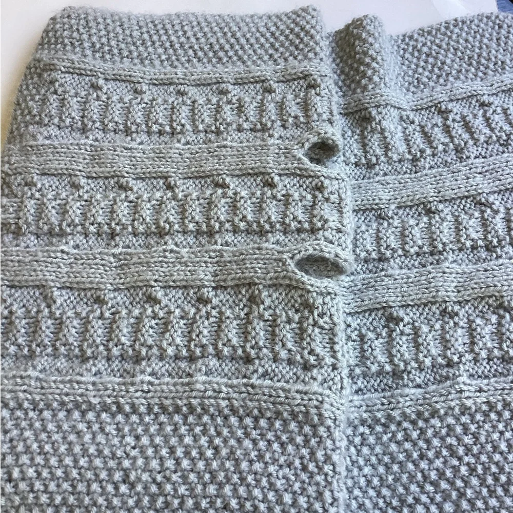 Scarf Hand Crafted Cable Silver Sage Green Oversize Elegant Knit Long Wrap r - Picture 10 of 14